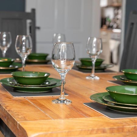 Characterful Terrace Retreat In County Durham - Sleeps 6 Stanley (Durham) Exterior foto